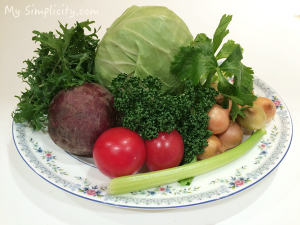 ロシア人に習った野菜ボルシチ、シンプルライフの定番です