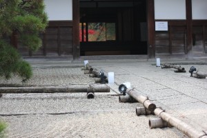 ミニマリストを目指すなら、ステップを簡単にしたい！持たない暮らしで１日の決断回数を減らした成功者達がとった方法とは！？